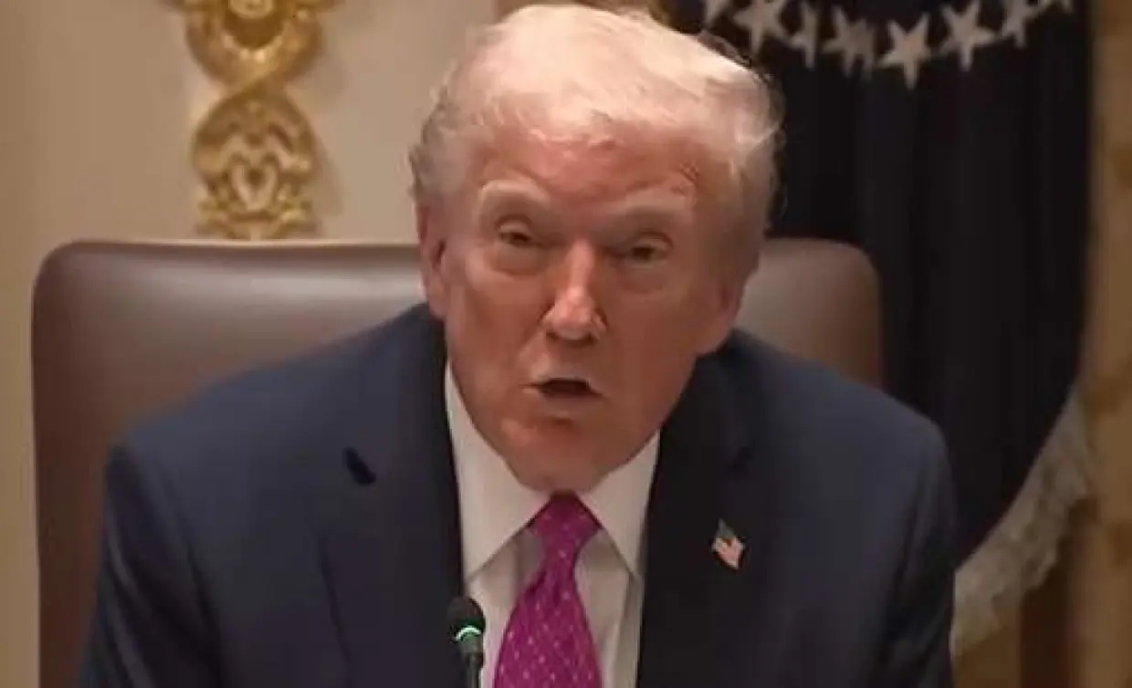 Trump Acusa Petro, Aliado de Lula, de Tráfico e Corta Verbas à Colômbia