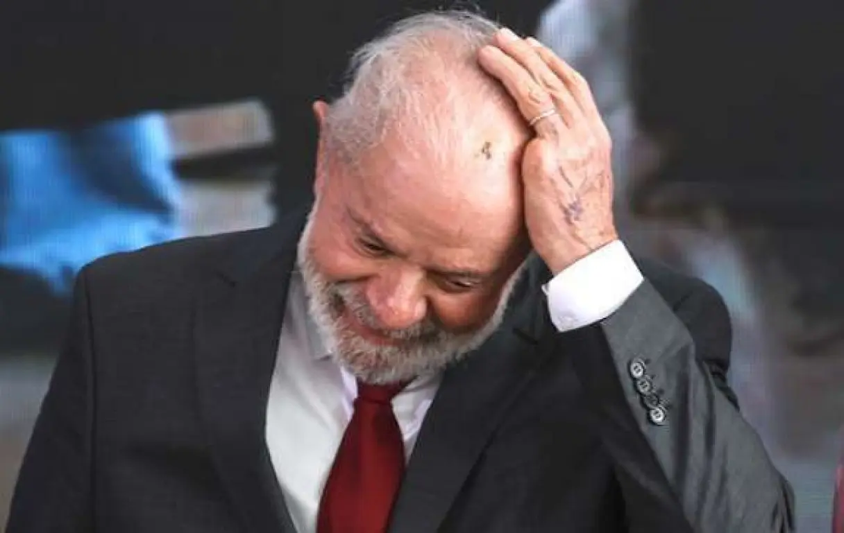 Brasília em Alerta: Lula Tenta Governança por Decretos e Provoca Retaliação do Congresso