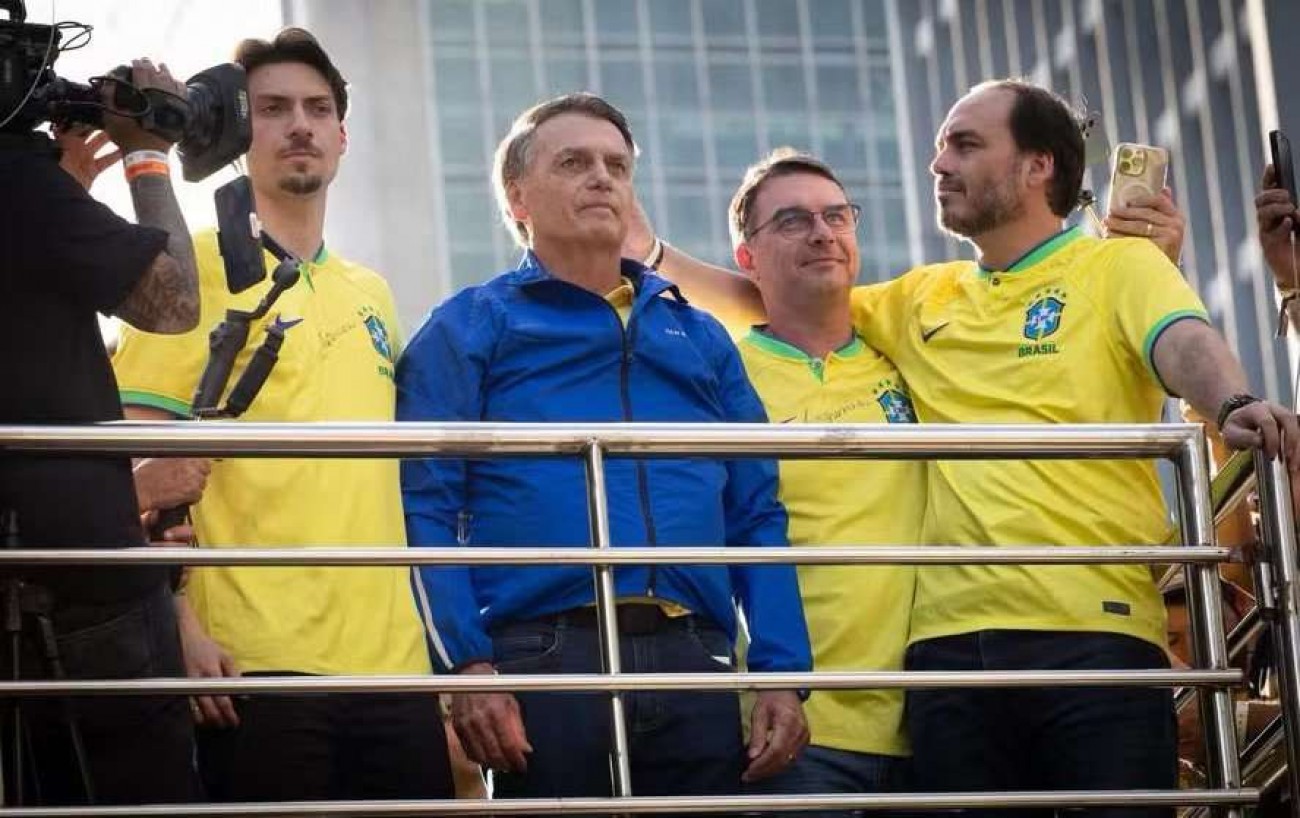 AO VIVO: O preço de Flávio Bolsonaro para desistir da candidatura (veja o vídeo)