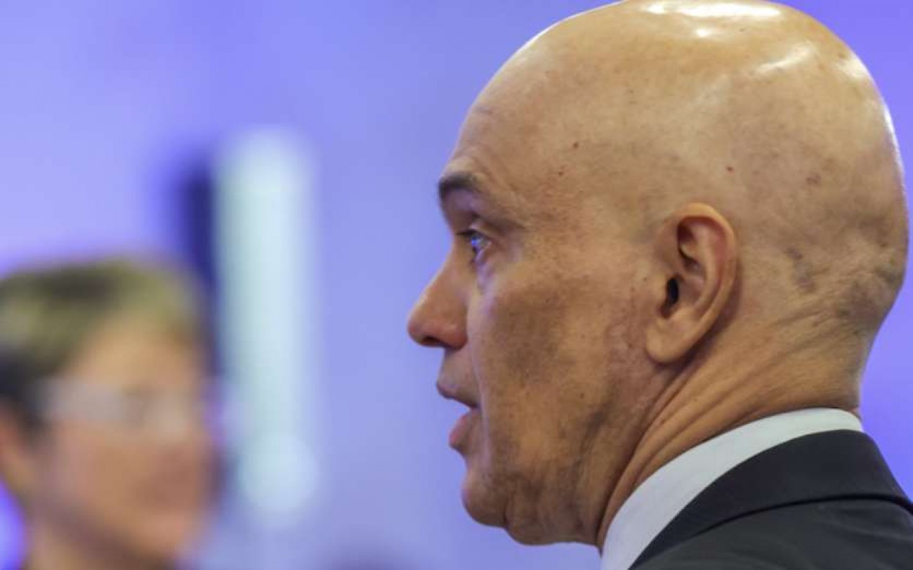 JORNALISTA FELIPE MOURA BRASIL CHAMA MORAE​S DE ‘MENTIROSO’ E ‘SONSO’