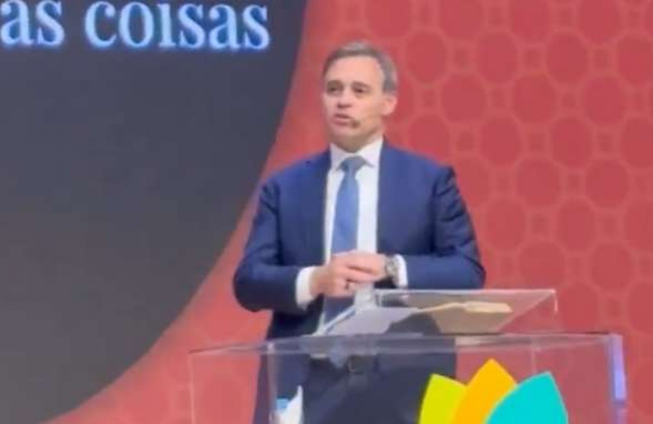 Ministro André Mendonça alerta, em pregação, que poder político e institucional pode ser ‘tentação do diabo’