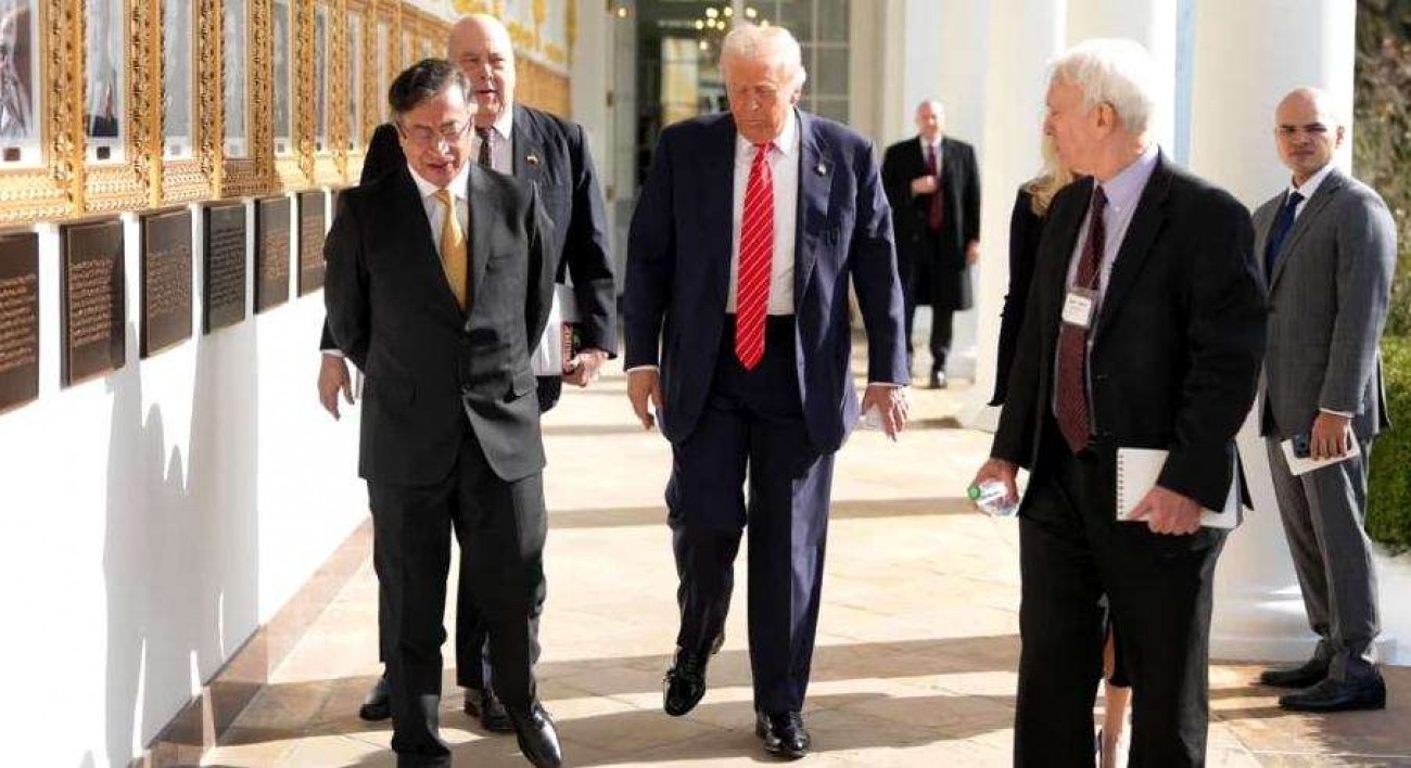 Trump repete no encontro com Petro a mesma estratégia usada contra Lula