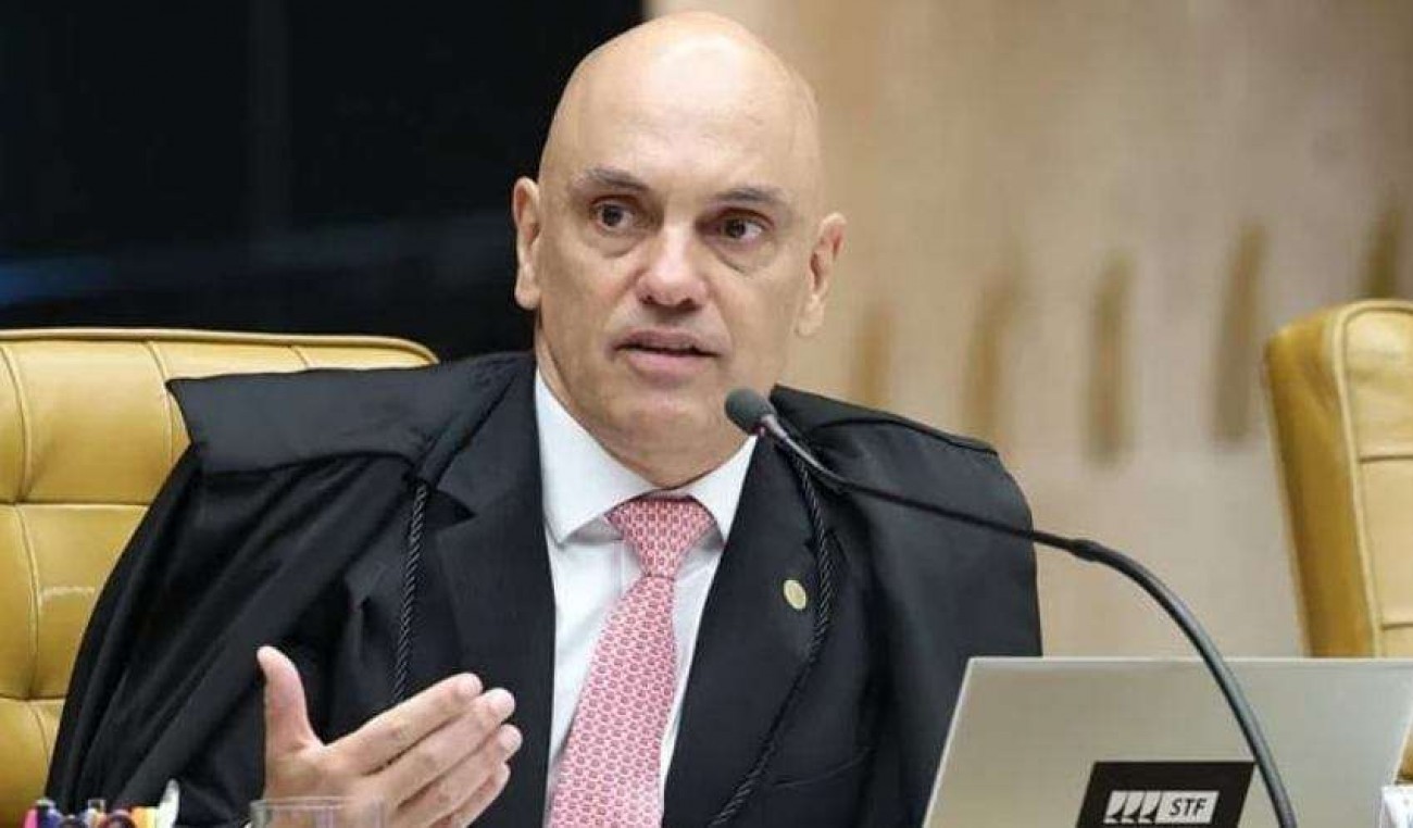 Moraes faz “showzinho” no STF ao dizer que ministros podem ser sócios de empresas