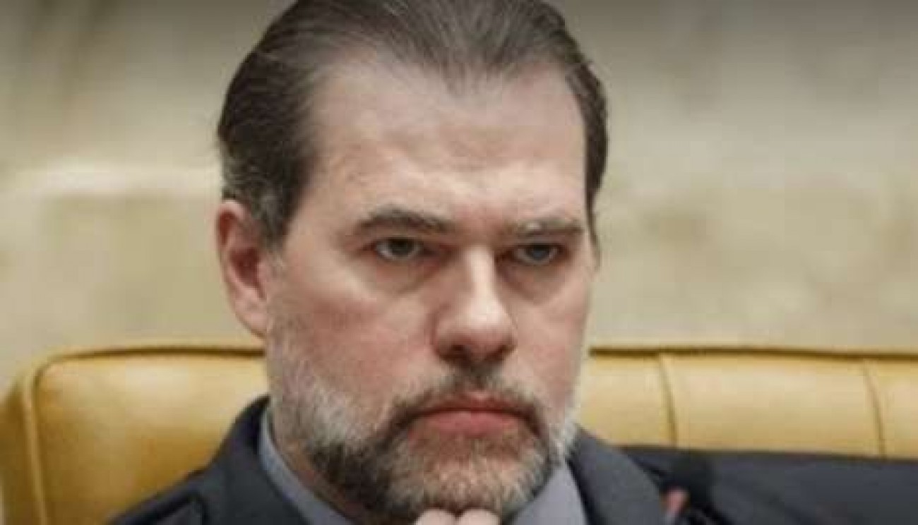 Fachin anula investigação sobre Toffoli no Caso Master e deputados cobram reação do Senado