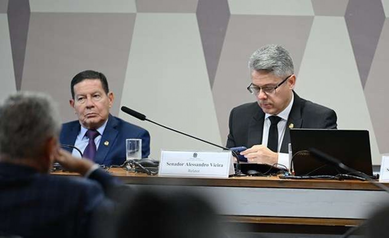CPI do Crime Organizado passa a investigar Toffoli e Moraes após supostas transações com o Banco Master