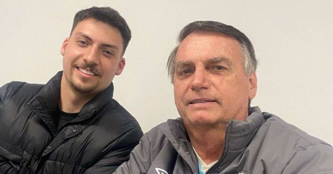 FILHO DE BOLSONARO RECLAMA DA PRISÃO DO PAI E REQUER LIBERDADE DOMICILIAR