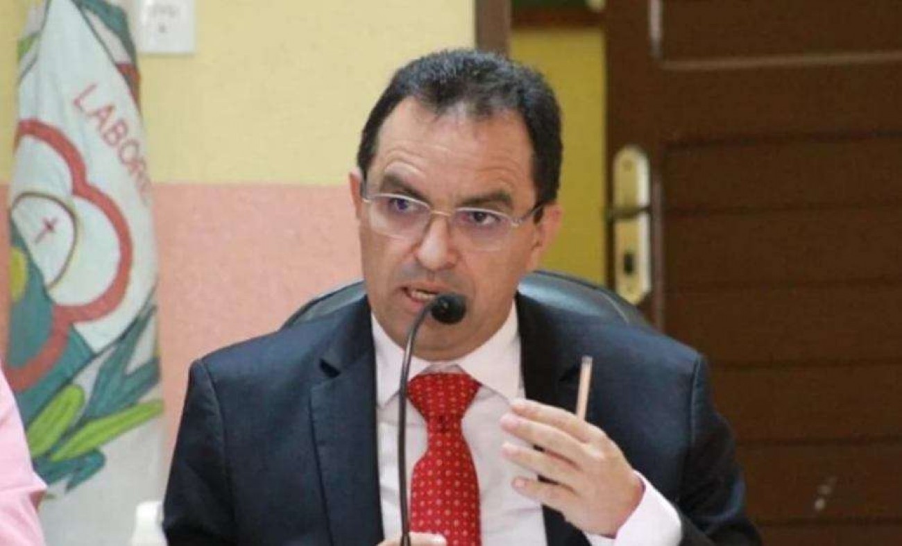 DEPUTADO PETISTA PRESO POR ACUSAÇÃO DE TOQUE SEXUAL A MULHER É SOLTO