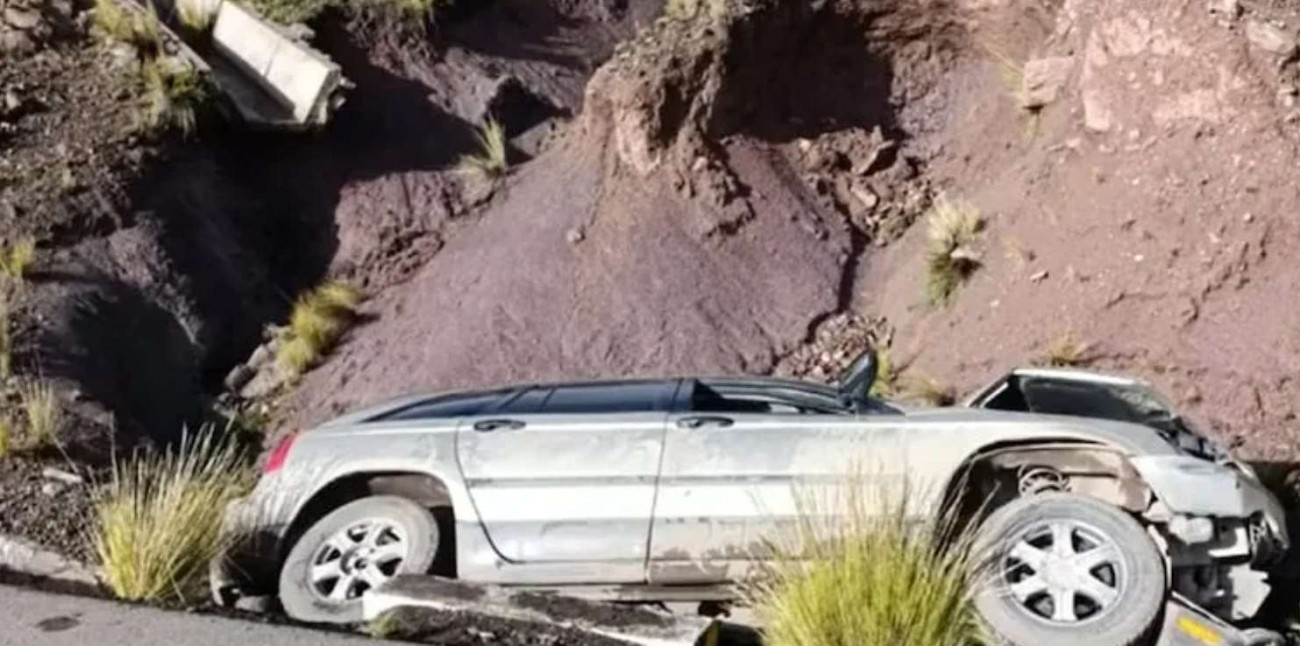 Candidato à presidência do Peru morre em acidente de trânsito durante viagem de campanha