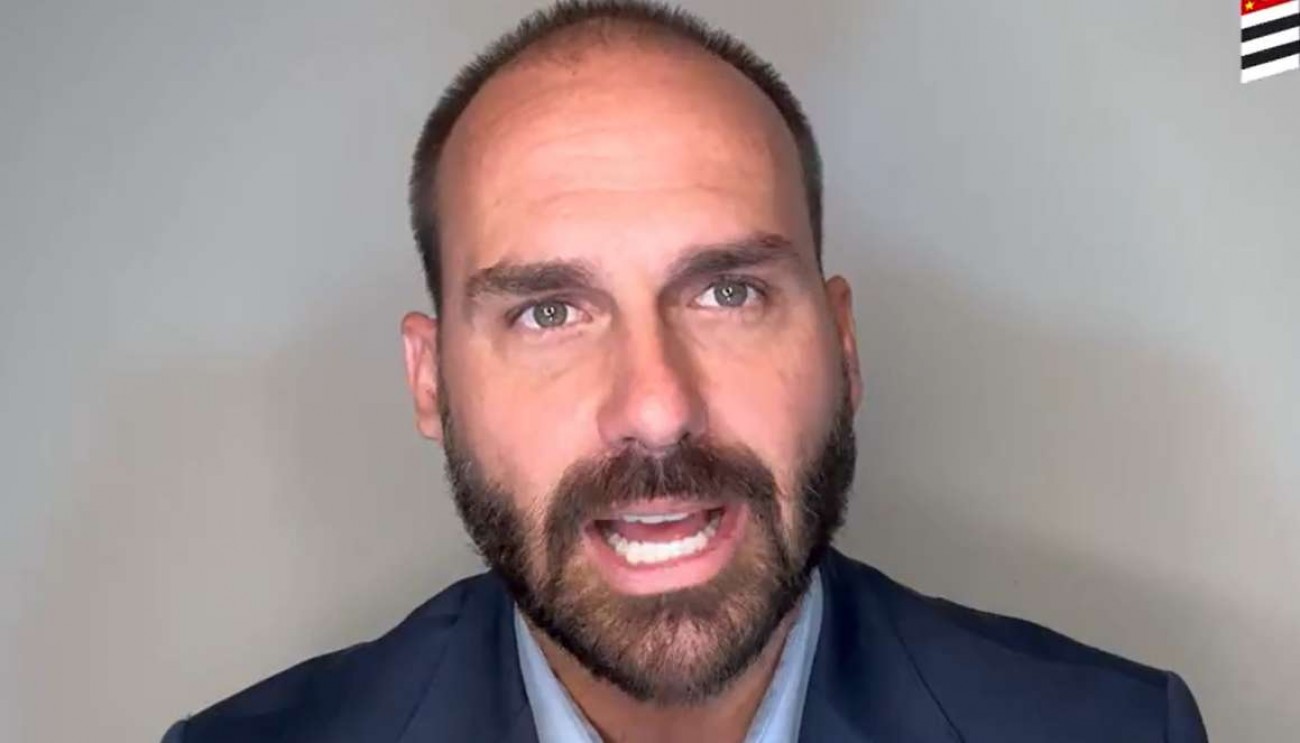 Moraes autoriza uso de dados contra Eduardo Bolsonaro e ex-deputado enfrenta novo processo disciplinar no STF