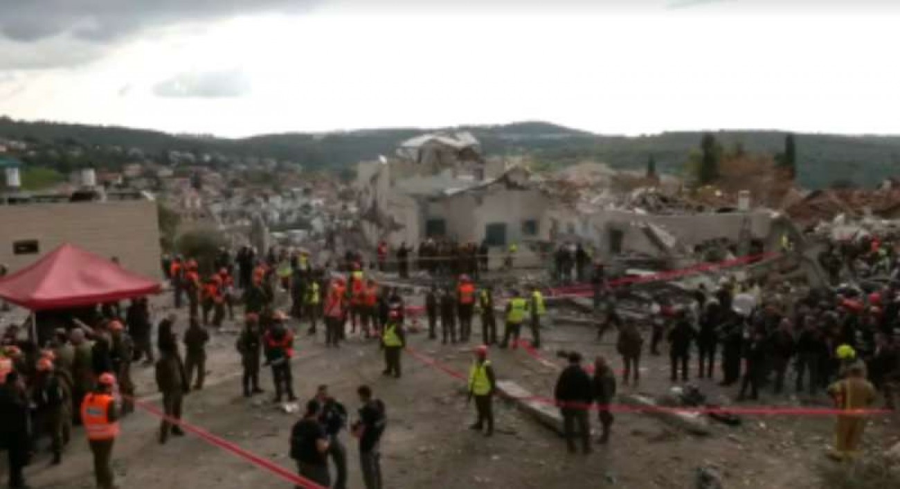 Irã reage com ataque a Tel Aviv e deixa mortos e feridos em resposta à morte de Khamenei