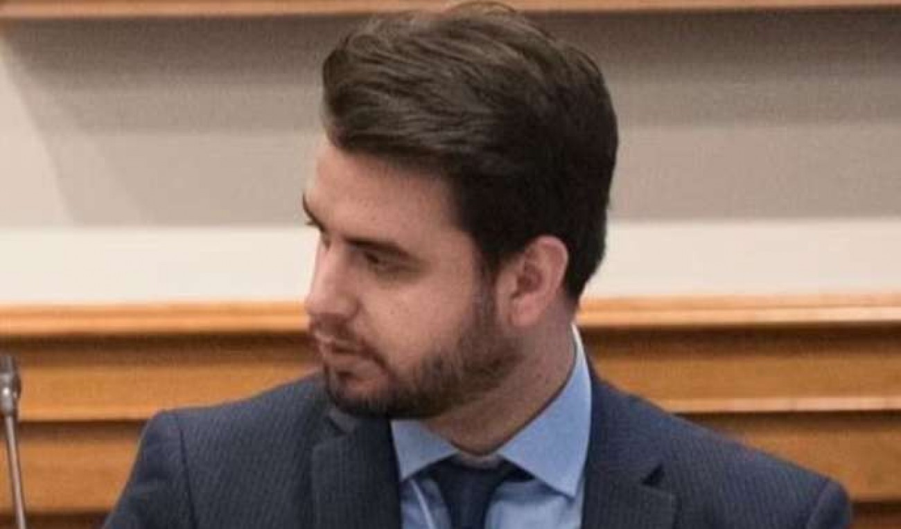 Defesa de Filipe Martins recorre à OEA após Moraes paralisar pedido de transferência urgente