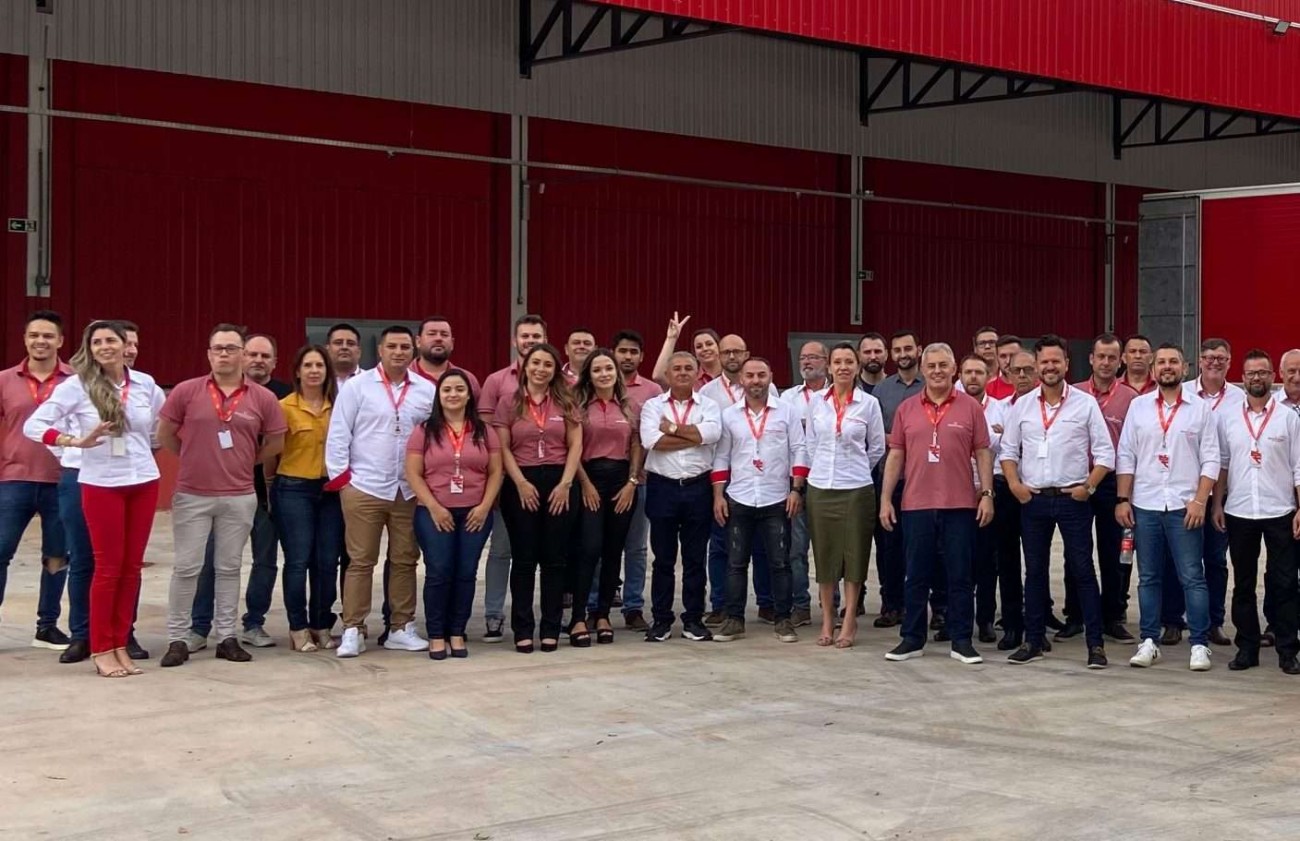 Gigante dos transportes com mais de 800 veículos e 1,4 mil funcionários tem falência decretada por dívida milionária