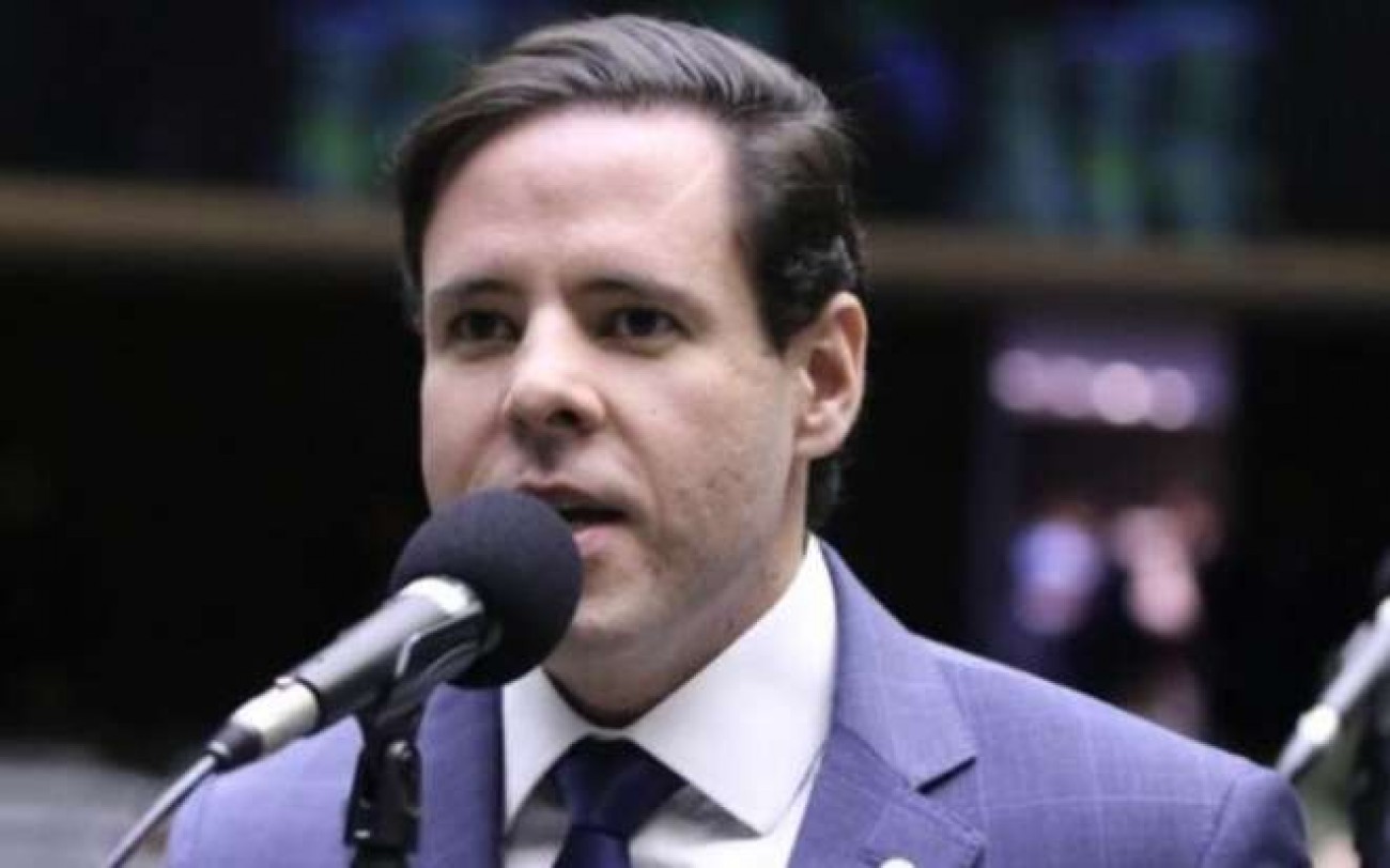 Rodrigo Valadares consolida liderança com chapa unida enquanto adversários enfrentam fragmentação