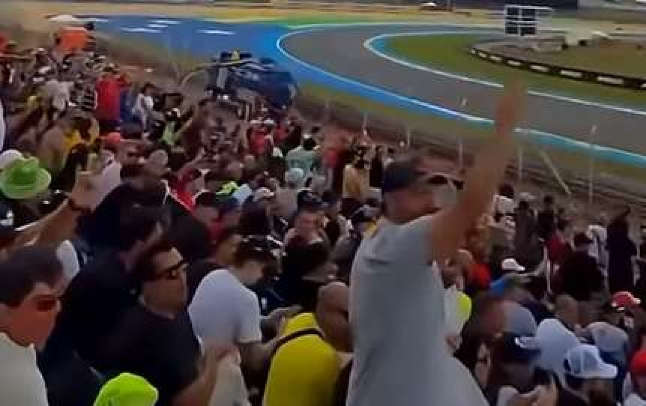 Público hostiliza Lula em evento da MotoGP: ‘Ladrão, seu lugar é na prisão’