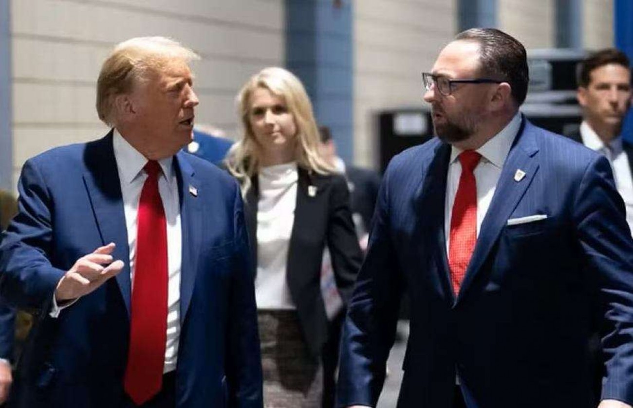 Conselheiro de Trump volta a alfinetar Moraes com imagem sobre contrato de R$ 129 milhões da esposa do ministro