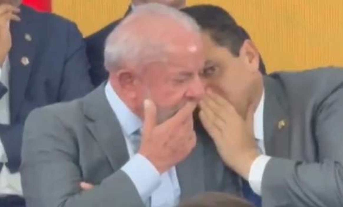 Lula e Alcolumbre são flagrados cochichando em cerimônia e petista reage indignado (veja o vídeo!)