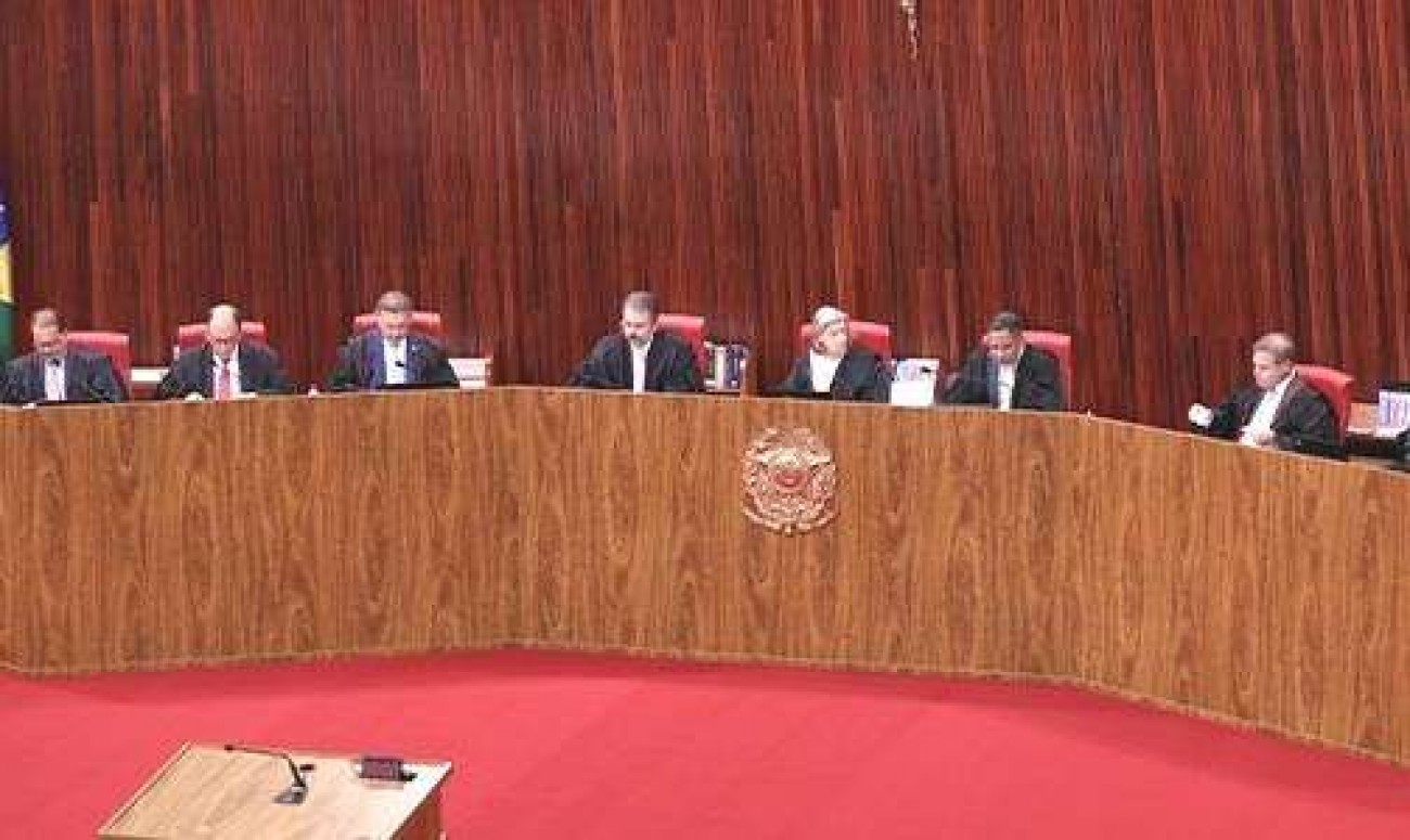 TSE cassa mandato e torna inelegível mais um governador aliado de Bolsonaro