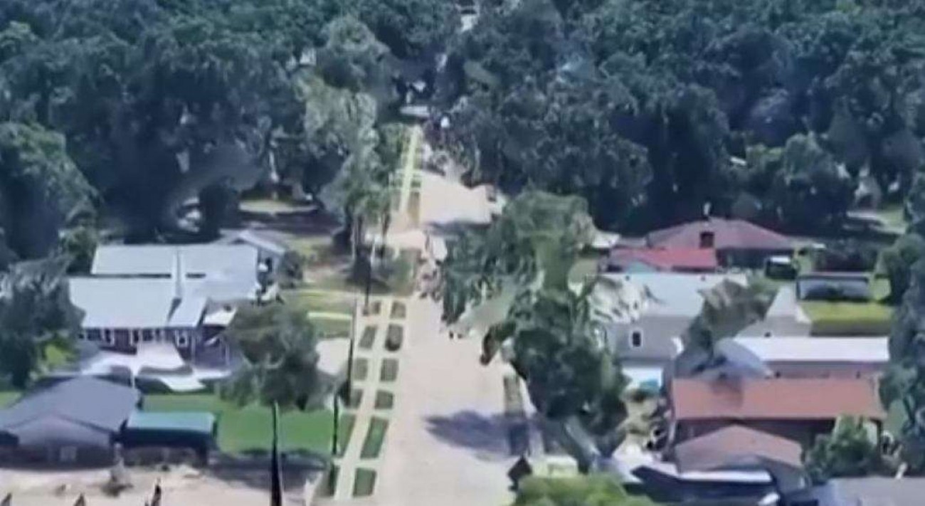 Homem invade duas casas e mata 8 crianças em massacre brutal nos Estados Unidos