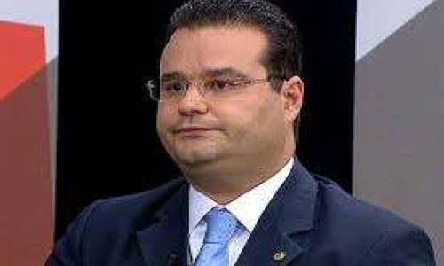 Candidato do PT a governador negocia desistência em troca de vaga de desembargador no TJ