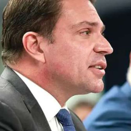 Jornalista esclarece: Ramagem não foi preso, mas detido por questão imigratória nos EUA