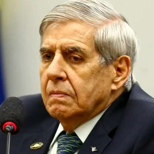 Com surpreendente parecer da PGR, General Heleno deve deixar a prisão