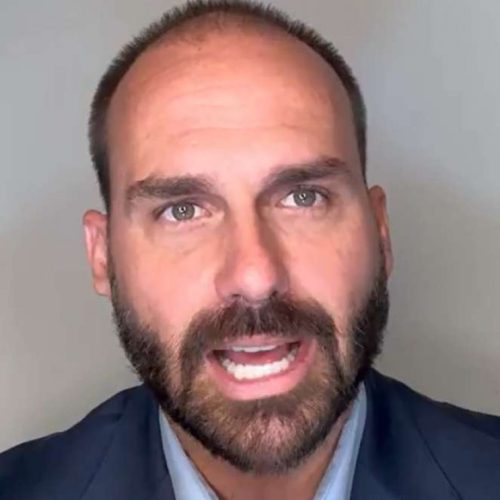 Moraes autoriza uso de dados contra Eduardo Bolsonaro e ex-deputado enfrenta novo processo disciplinar no STF