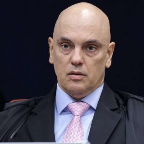 Especialistas em computação forense desmantelam explicação de Moraes sobre mensagens com banqueiro do Master