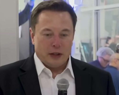 Elon Musk sofre multa quase ‘impagável’ ao X e promete forte resposta