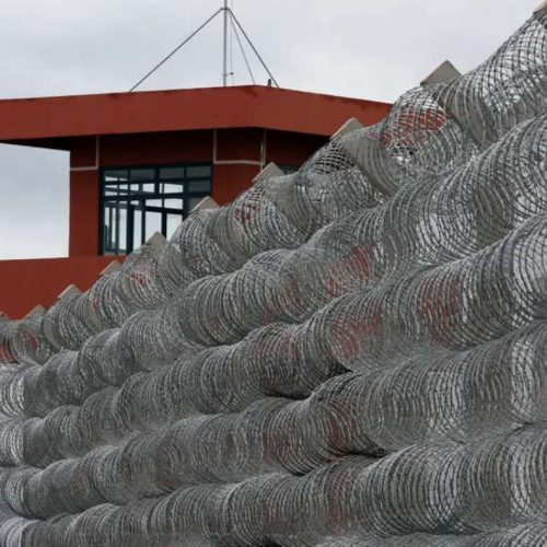 Bandidos inovam de forma audaciosa para “abastecer” presídios