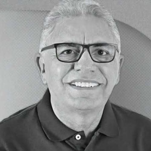 Prefeito sofre infarto fulminante durante culto religioso e morre aos 62 anos