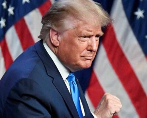 TRUMP RECEBE MEDALHA DO PRÊMIO NOBEL DA PAZ DA LÍDER VENEZUELA NA CASA BRANCA