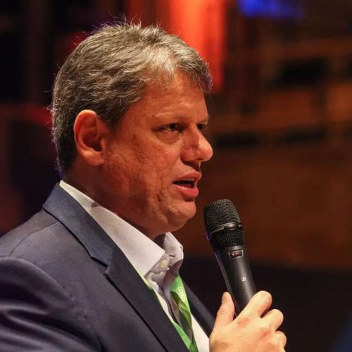 Tarcísio sobe o tom em defesa da prisão perpétua