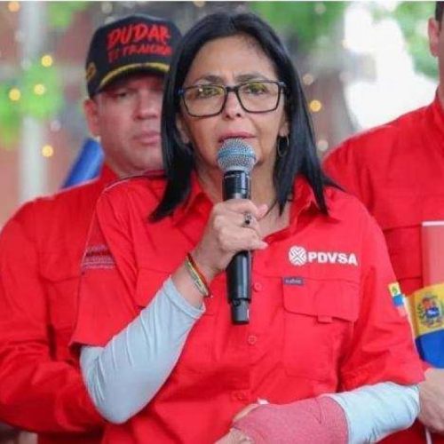Delcy Rodríguez admite que o regime saqueou a Venezuela por décadas, reduzindo-a a escombros (Veja o vídeo)