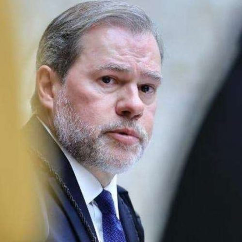 PF entrega ao STF material com conversas entre Toffoli e Vorcaro