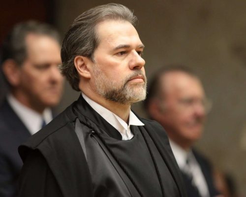 STF impõe limites à própria atuação e coloca em risco a última instituição que sobrou em Brasília