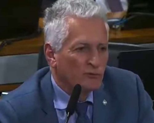 Deputado petista confessa agressão contra colega durante tumulto na CPMI do INSS (veja o vídeo!)