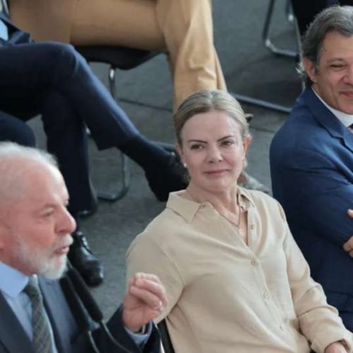 CCJ aprova prazo de 10 dias para Mesa do Senado deliberar sobre pedidos de informação a ministros de Lula