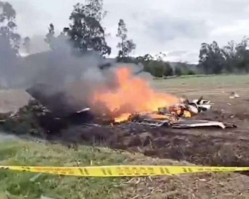 Acidente de avião mata o cantor Yeison Jiménez e cinco pessoas