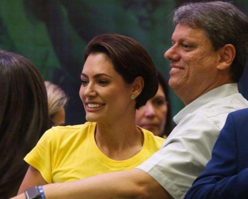 Michelle acena positivamente para chapa “imbatível”