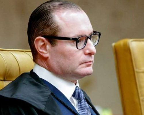 Zanin suspende eleição indireta no Rio e transfere decisão para plenário do STF