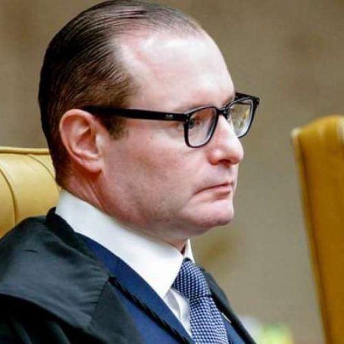 Zanin suspende eleição indireta no Rio e transfere decisão para plenário do STF