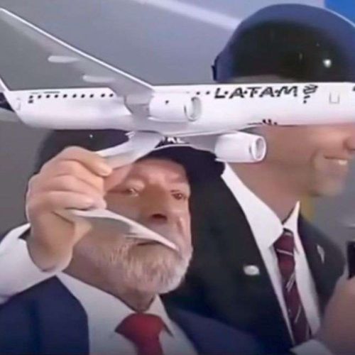 Médico psiquiatra analisa Lula ‘brincando de aviãozinho’ e diagnostica: ‘Quadro demencial’