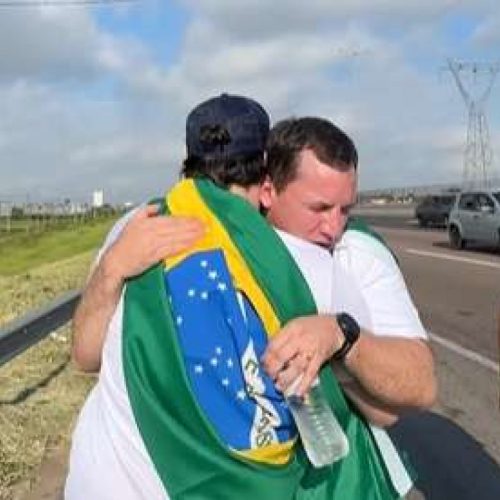 Coronel Ustra e Capitão Martim seguem o exemplo de Nikolas e iniciam nova caminhada de Porto Alegre a Torres (Veja o vídeo)