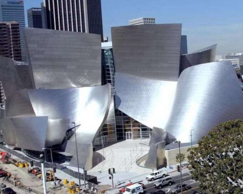Morre a lenda da arquitetura mundial