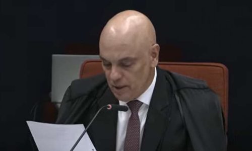 Moraes nega visita a Bolsonaro e oferece desculpa esfarrapada