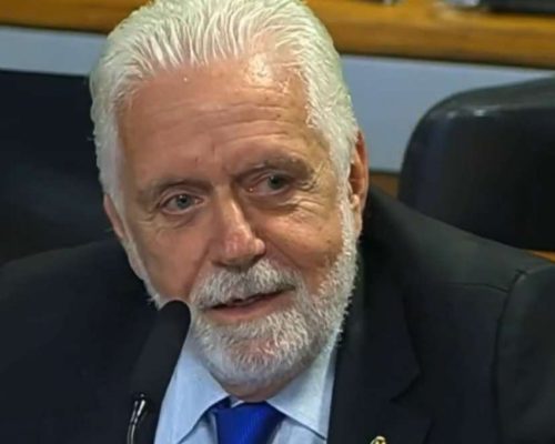Jaques Wagner teria chorado em voo após derrota histórica de Jorge Messias no Senado