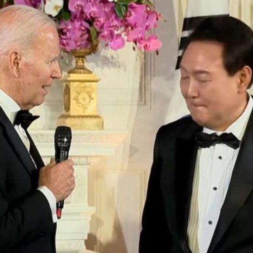 Ex‑presidente sul‑coreano é condenado a cinco anos; promotores pedem pena de morte em outro caso