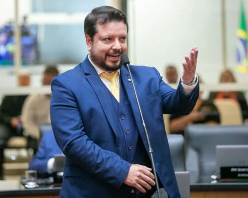 Lei de Santa Catarina elimina cotas raciais e identitárias, privilegia cotas sociais: “A partir de agora, cota é para quem realmente precisa” (Veja o vídeo)