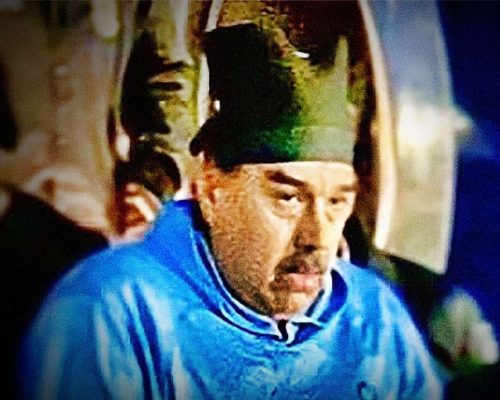 Em surto na prisão, Maduro grita frases delirantes até perceber que está em cela de 3×2 metros nos EUA