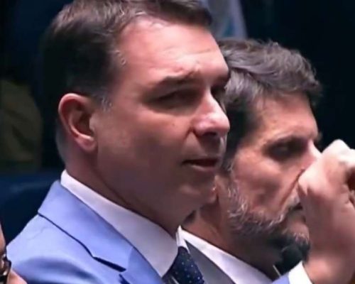 Eduardo Bolsonaro alerta Flávio sobre segurança após nova tentativa de atentado contra Trump